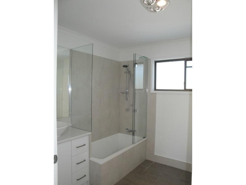 61 Colonsay Street, Middle Park QLD 4074