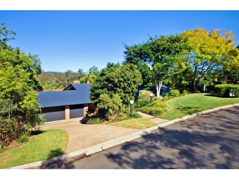 6 Moncrieff Court, Mount Ommaney QLD 4074