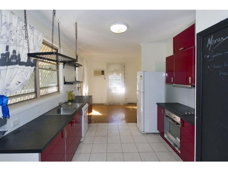 67 Kokoda Street, Darra QLD 4076