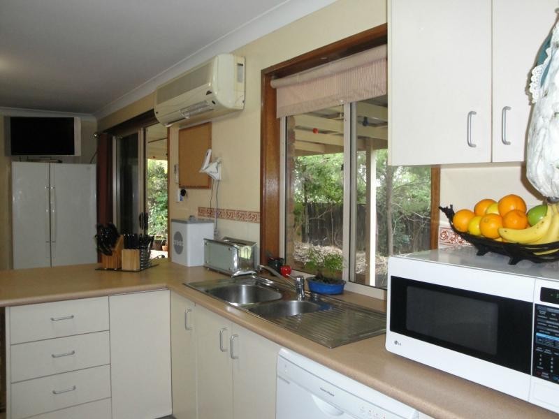 6 Elm Close, Sinnamon Park QLD 4073