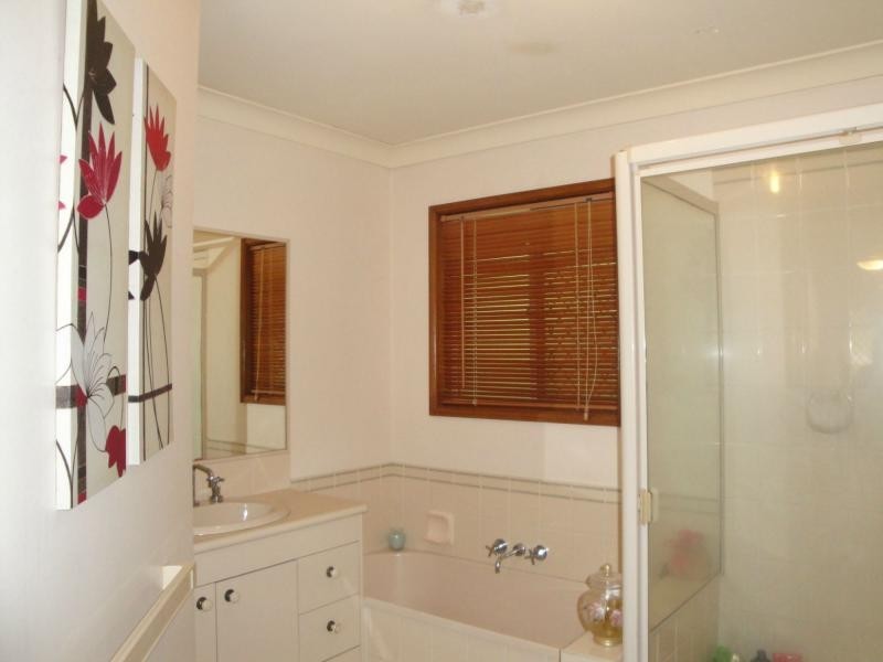 6 Elm Close, Sinnamon Park QLD 4073