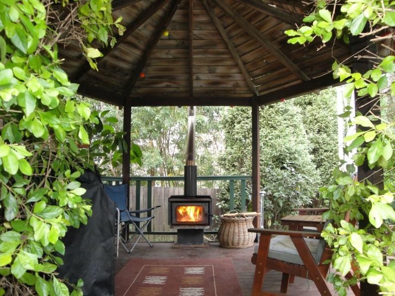 6 Elm Close, Sinnamon Park QLD 4073