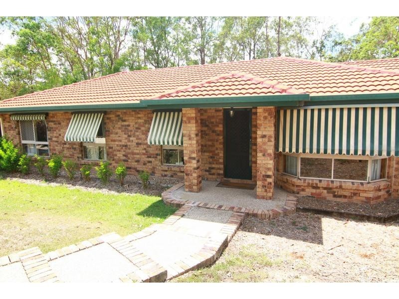 6 Elm Close, Sinnamon Park QLD 4073