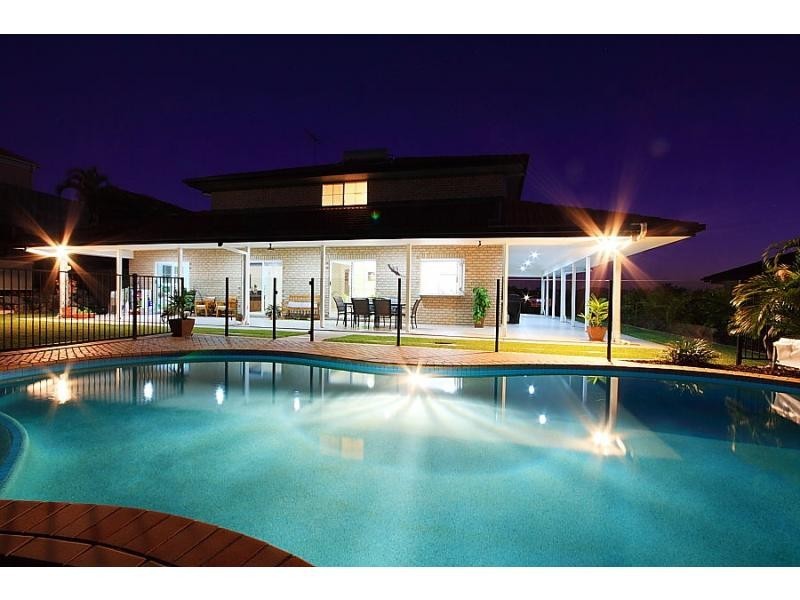 22 Mozart Place, Mount Ommaney QLD 4074