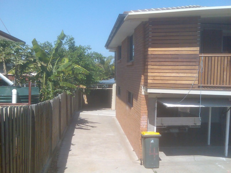 4 Buffalo Street, Riverhills QLD 4074