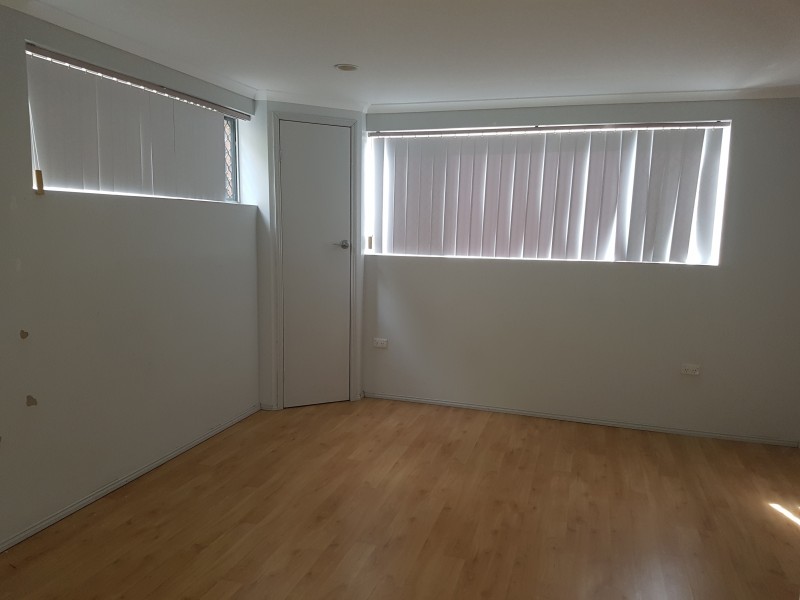 4 Buffalo Street, Riverhills QLD 4074