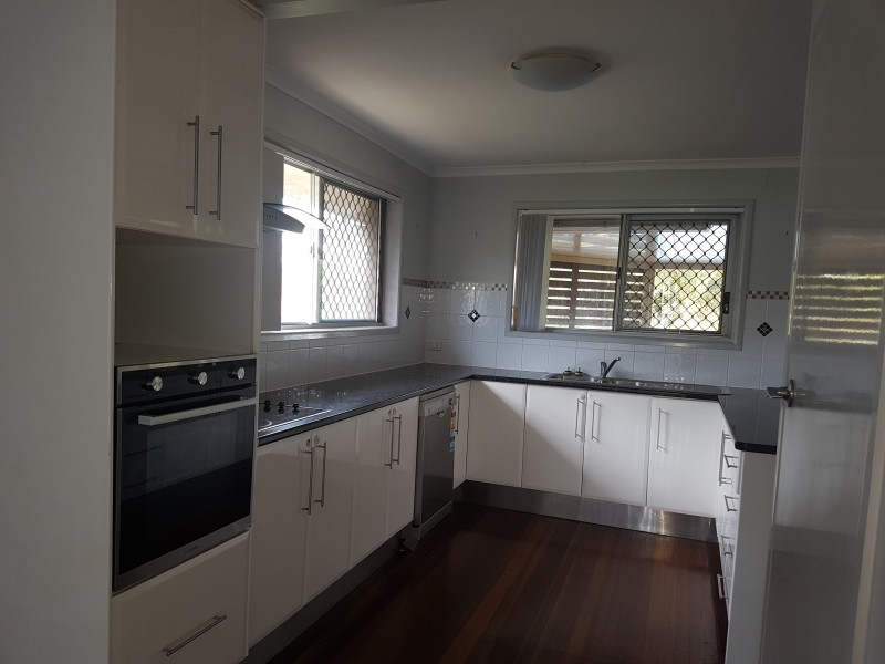 4 Buffalo Street, Riverhills QLD 4074