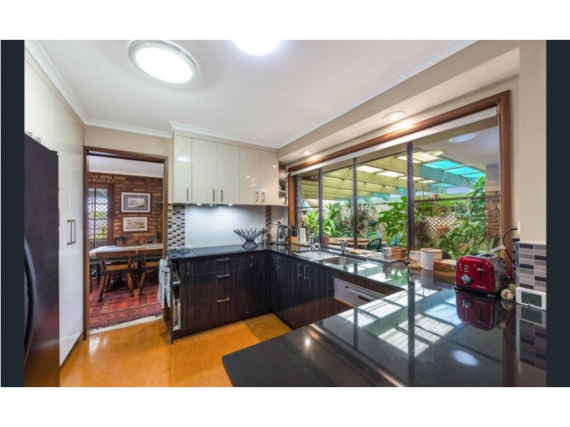 30 Barcoorah St, Westlake QLD 4074