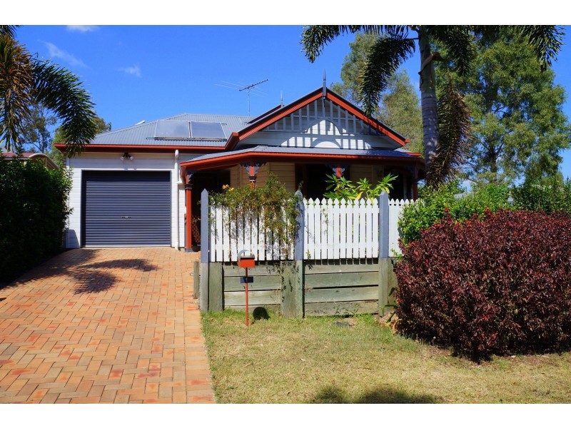 1 Litchfield Cl, Forest Lake QLD 4078