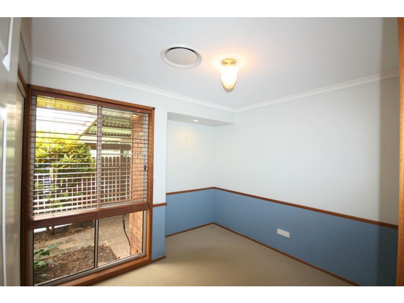 103 Arrabri Ave, Mount Ommaney QLD 4074