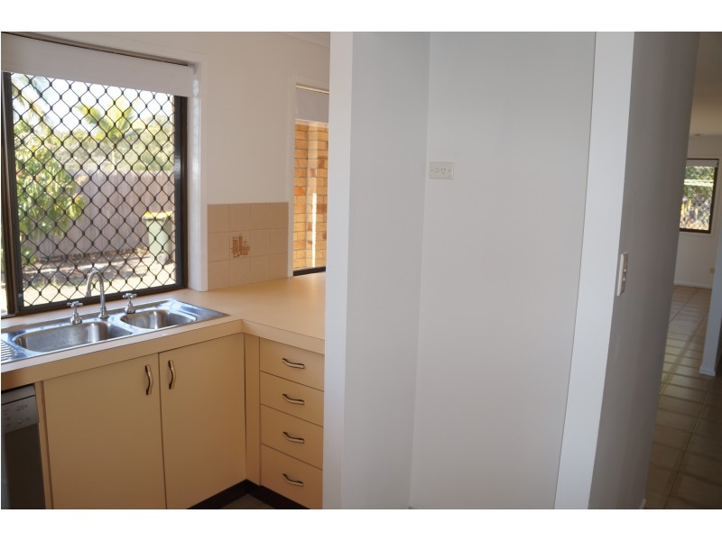 27 Melody St, Jamboree Heights QLD 4074