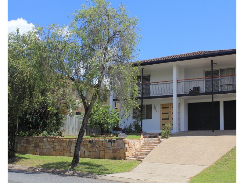 11 Arosa St, Jamboree Heights QLD 4074