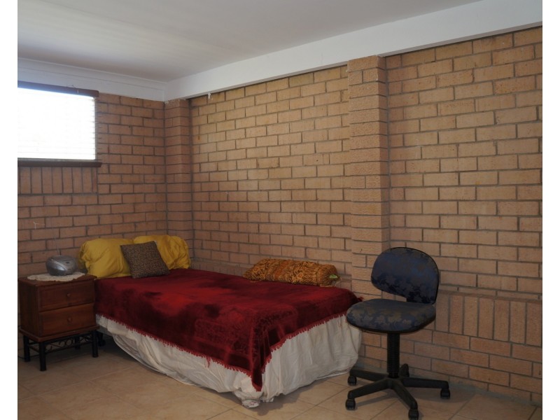 11 Arosa St, Jamboree Heights QLD 4074
