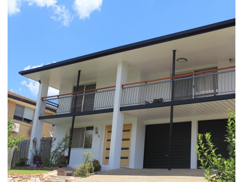 11 Arosa St, Jamboree Heights QLD 4074