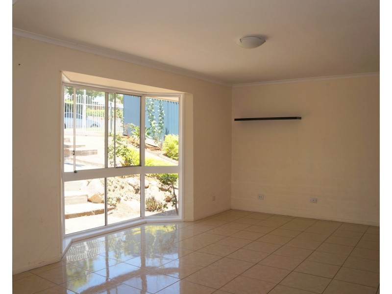 9 Konda St, Riverhills QLD 4074