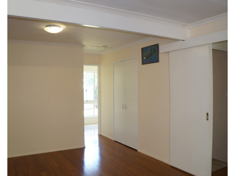 9 Konda St, Riverhills QLD 4074