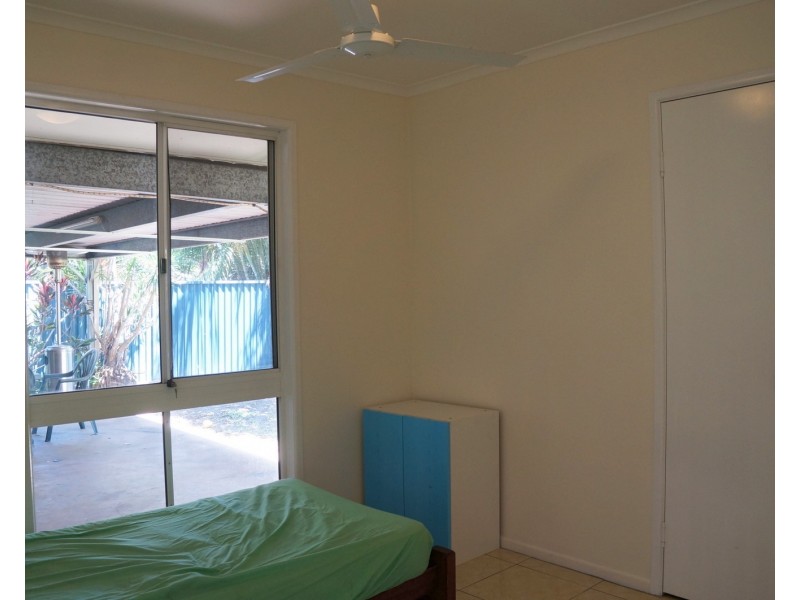 9 Konda St, Riverhills QLD 4074