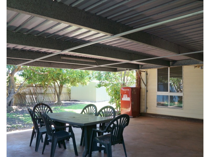 9 Konda St, Riverhills QLD 4074