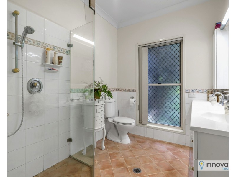 7 Girraween Cl, Riverhills QLD 4074