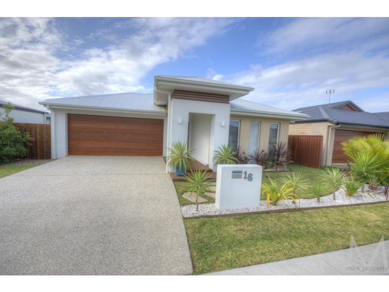 16 ELLIS Place, BRIGHTWATER, Mountain Creek QLD 4557
