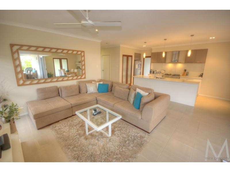 16 ELLIS Place, BRIGHTWATER, Mountain Creek QLD 4557