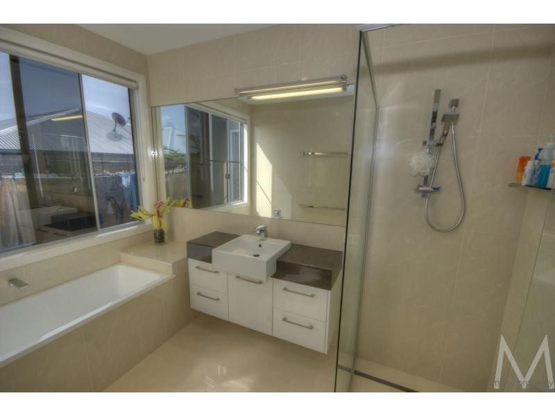 10 OSMANTHUS Close, BRIGHTWATER, Mountain Creek QLD 4557