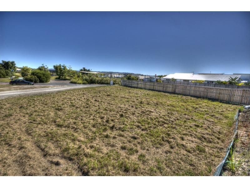 275 AIRLIE CLOSE, BRIGHTWATER, Mountain Creek QLD 4557