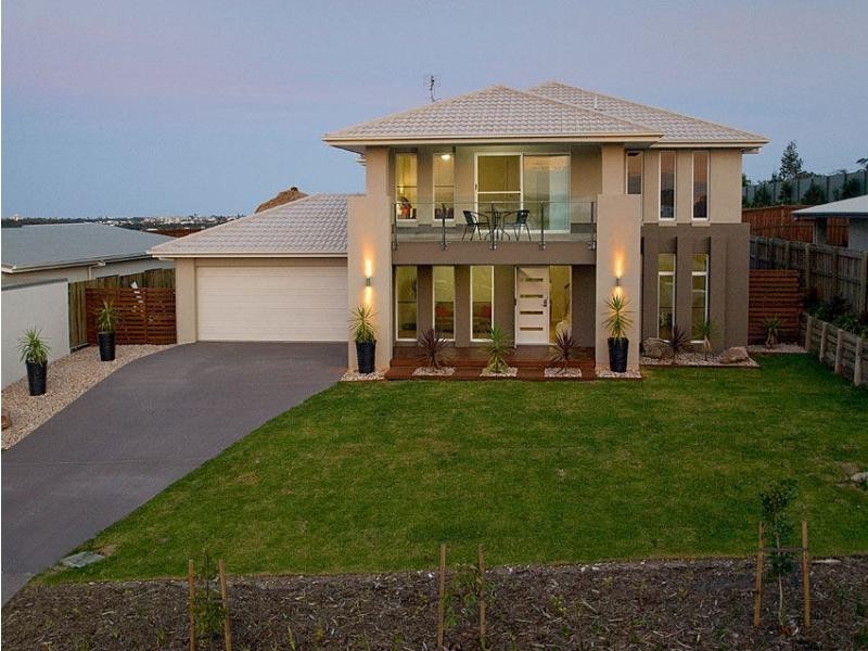 34 ROBUR Crescent, BRIGHTWATER, Mountain Creek QLD 4557