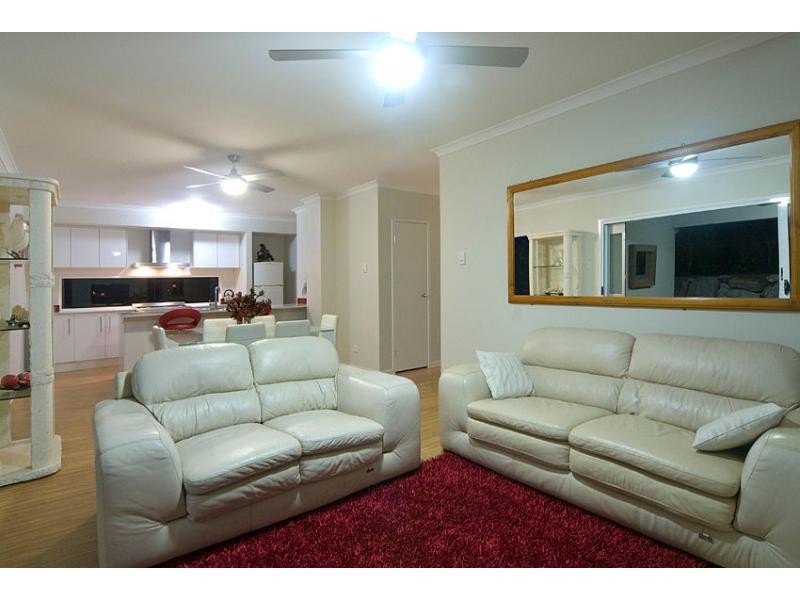 34 ROBUR Crescent, BRIGHTWATER, Mountain Creek QLD 4557