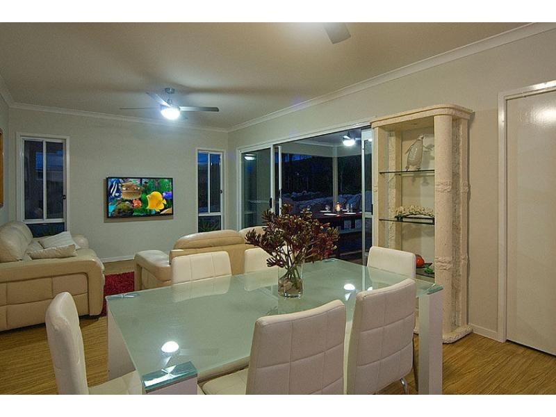 34 ROBUR Crescent, BRIGHTWATER, Mountain Creek QLD 4557