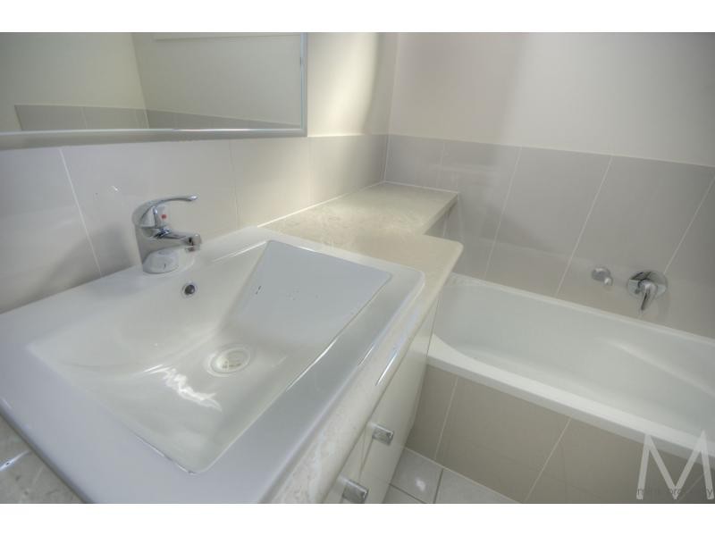 12 PUMICESTONE Way, BRIGHTWATER, Mountain Creek QLD 4557