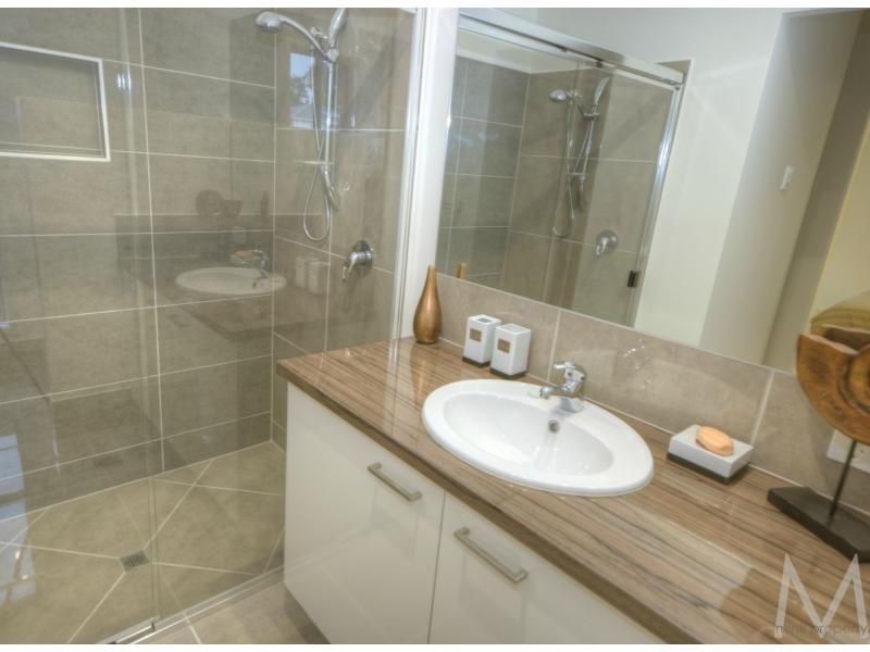 12 Ameen Circuit, Twin Waters QLD 4564