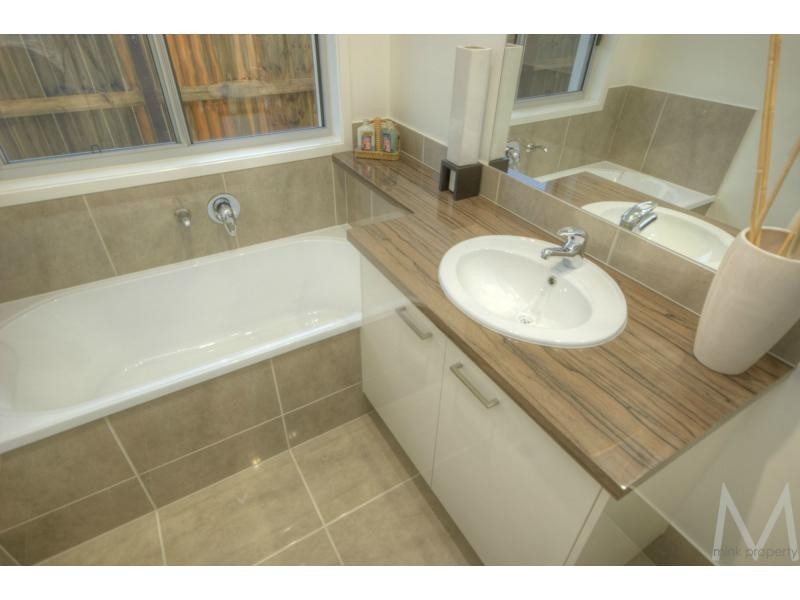 12 Ameen Circuit, Twin Waters QLD 4564