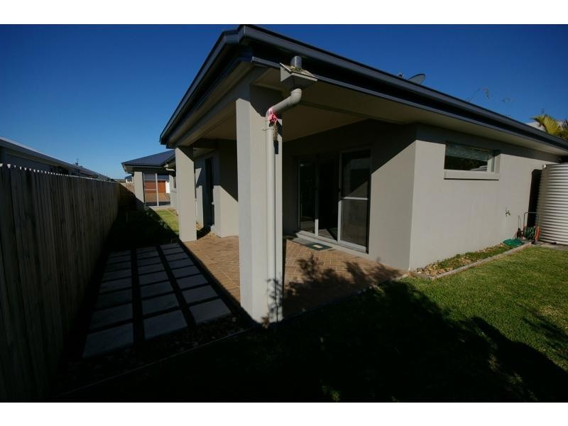 10 MYRTLE Place, BRIGHTWATER, Mountain Creek QLD 4557