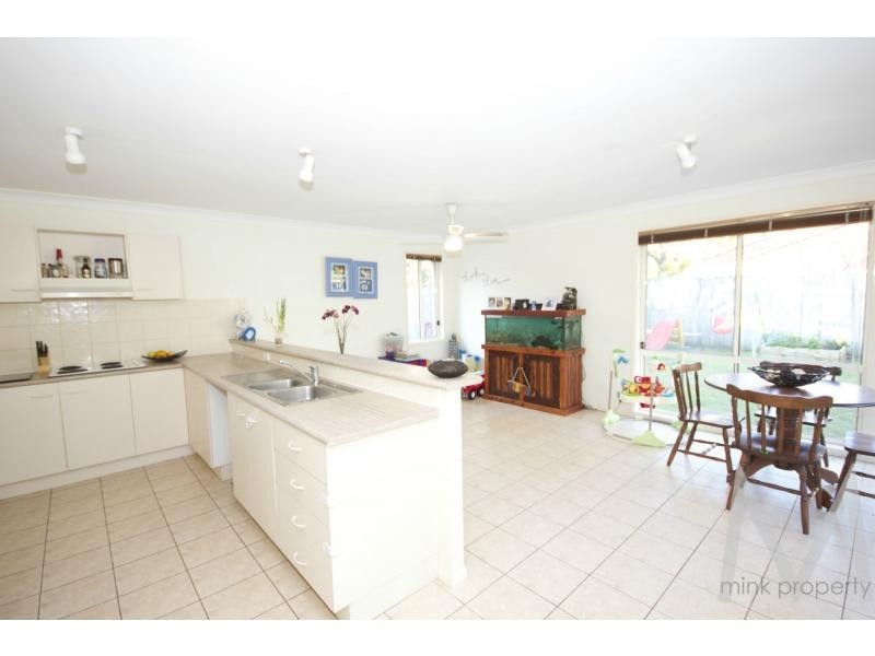 11 Watergum place, Landings, Twin Waters QLD 4564