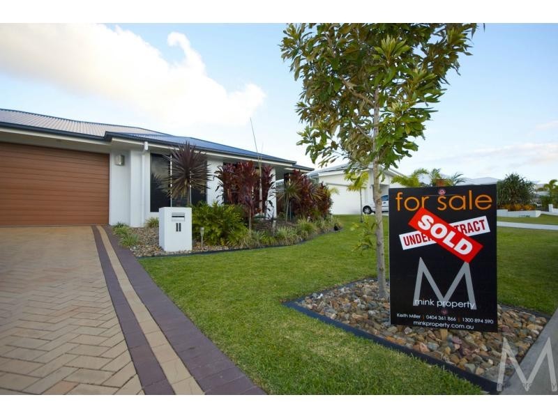 11 MYRTLE Place, BRIGHTWATER, Mountain Creek QLD 4557