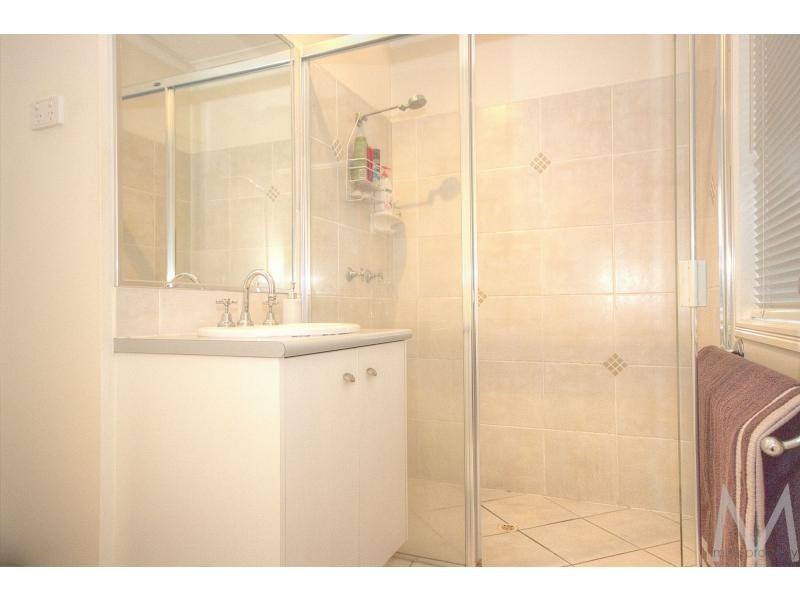 10 Saba Place, Parrearra, Kawana Island QLD 4575