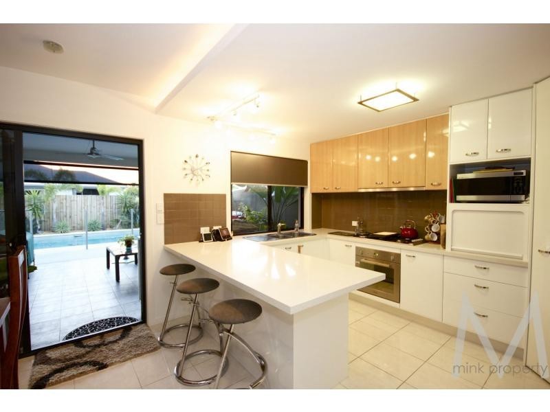 15 FLINDERSIA Place, BRIGHTWATER, Mountain Creek QLD 4557