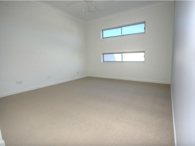 1 SWEETLIP Circuit, BRIGHTWATER, Mountain Creek QLD 4557