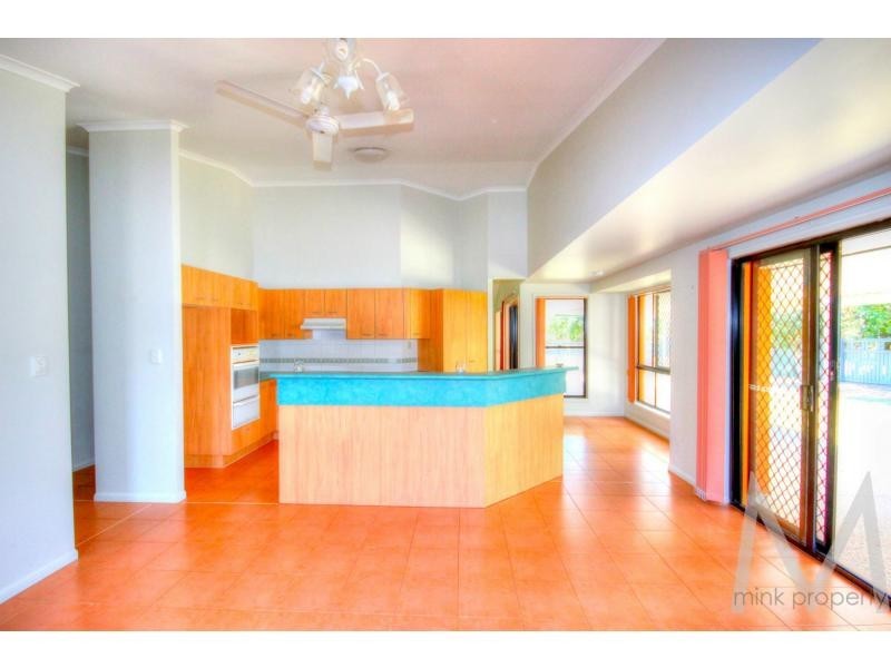 1 Lanata Crescent, Glenfields, Mountain Creek QLD 4557