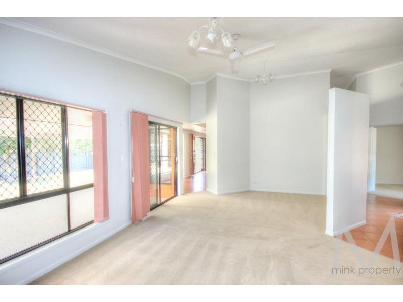 1 Lanata Crescent, Glenfields, Mountain Creek QLD 4557