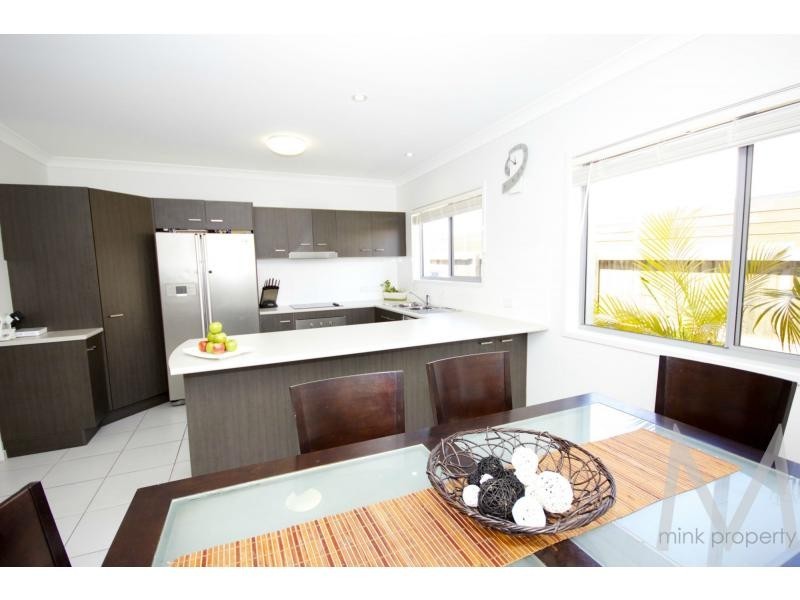 21 Riverstone Crescent, Ivadale Lakes, Little Mountain QLD 4551