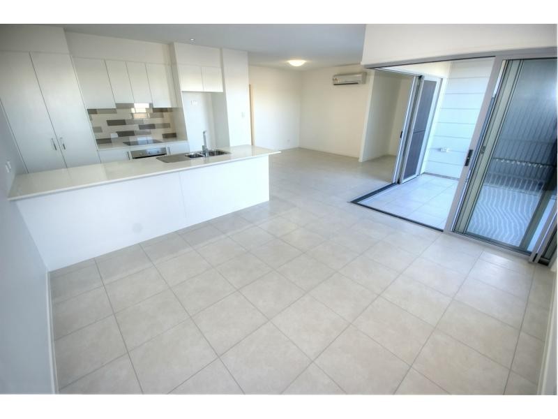 3 TARWHINE Place, BRIGHTWATER, Mountain Creek QLD 4557