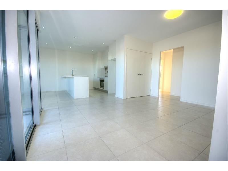 3 TARWHINE Place, BRIGHTWATER, Mountain Creek QLD 4557