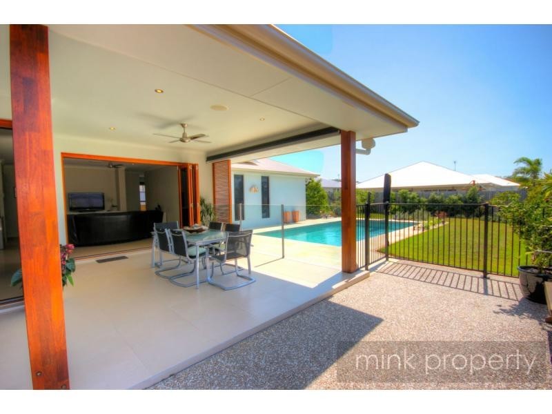 9 FLINDERSIA Place, BRIGHTWATER, Mountain Creek QLD 4557