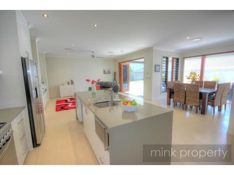 9 FLINDERSIA Place, BRIGHTWATER, Mountain Creek QLD 4557