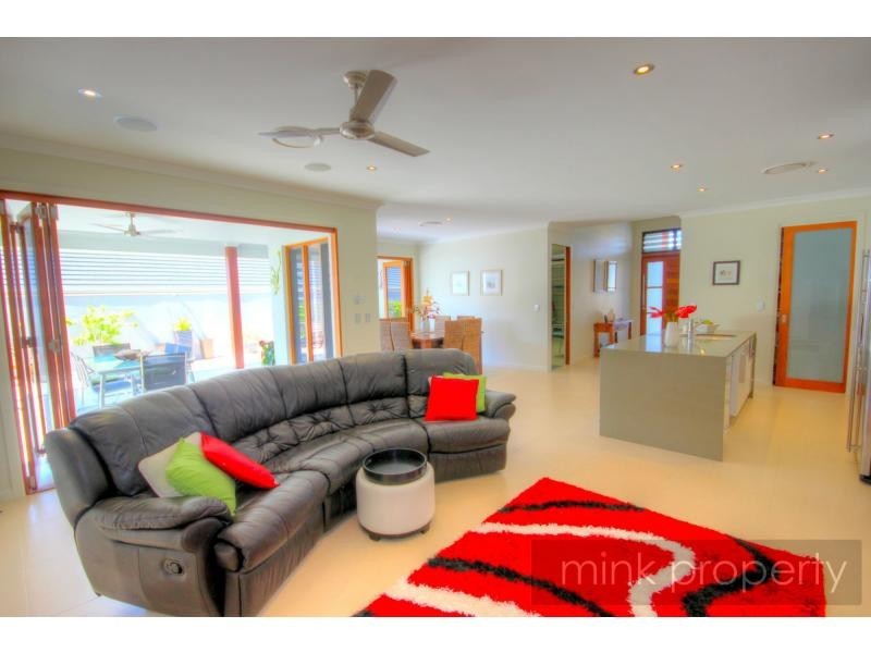 9 FLINDERSIA Place, BRIGHTWATER, Mountain Creek QLD 4557