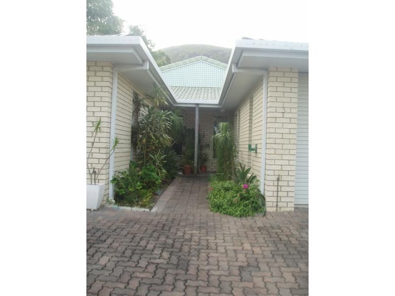 Unit 3/9 Jarnahill Drive, Mount Coolum QLD 4573
