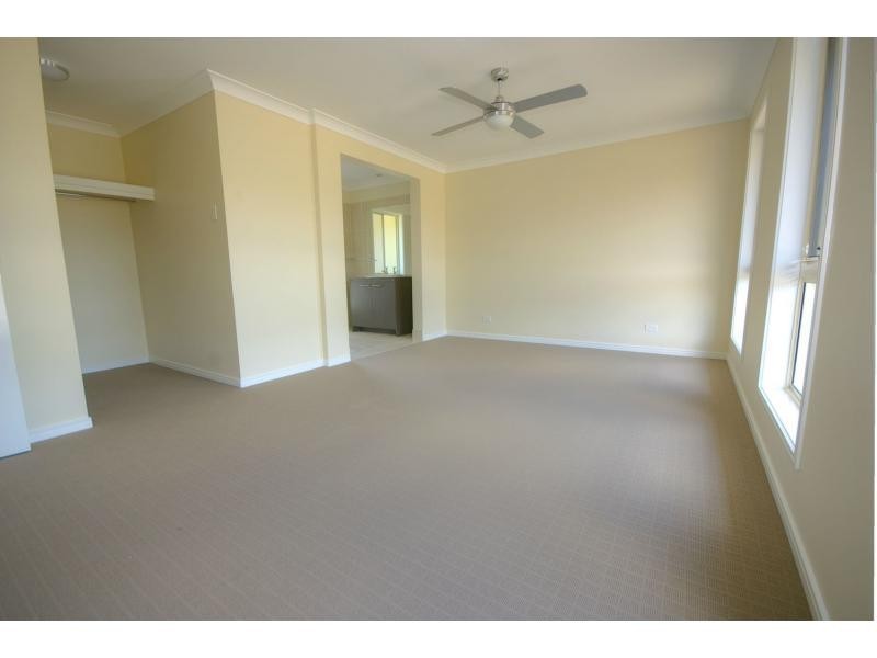 4 Maidenhair Drive, Woodgrove, Beerwah QLD 4519