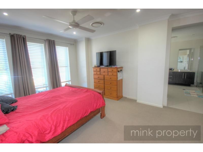 16 Kurrimine Crescent, BRIGHTWATER, Mountain Creek QLD 4557